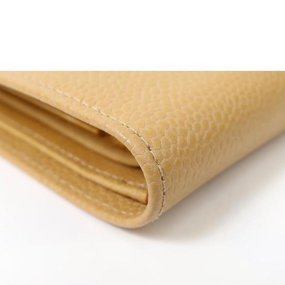Chanel Wallet Beige Leather Bi-Fold - Picture 3 of 10